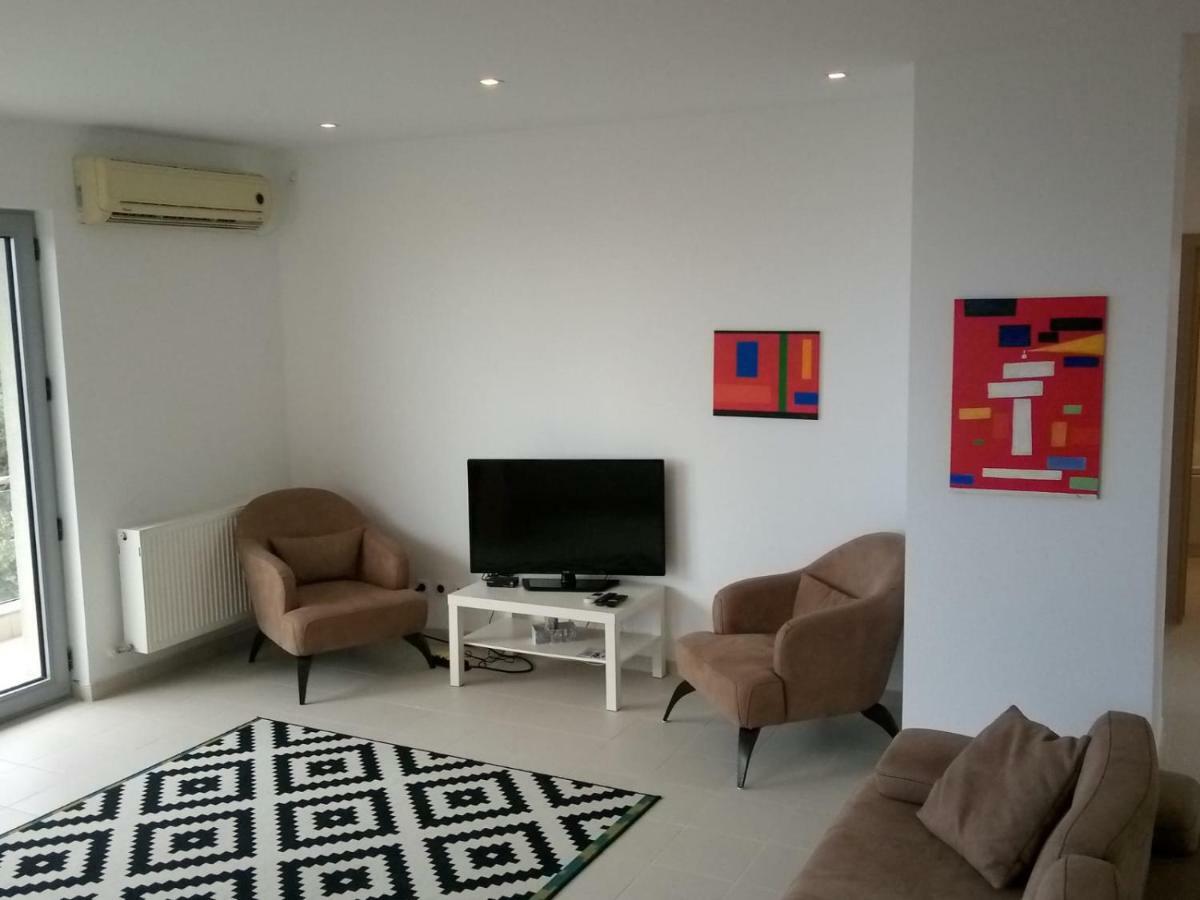 Sara Sea View Olimp Apartment Exterior photo